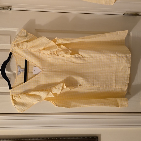 CROFT & BARROW WOMENS YELOW & WHITE GINGHAM TOP WITH RUFFLED SLEEVES SIZE LARGE - Picture 3 of 16